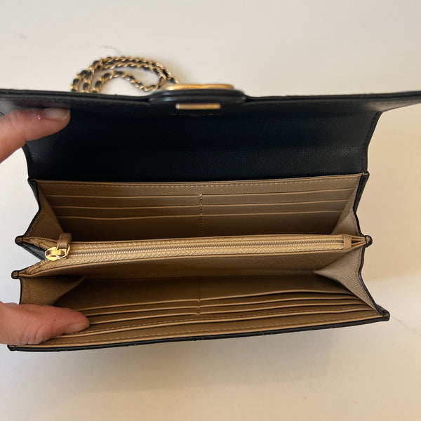Chanel Wallet on Chain