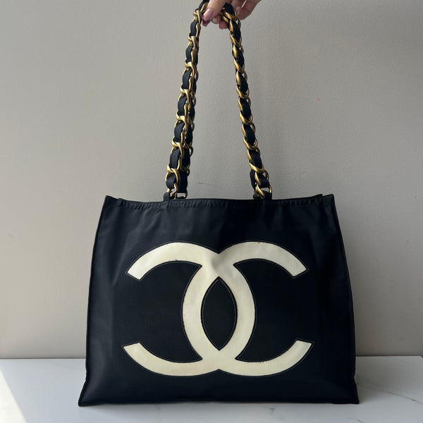 Chanel Vintage Shopper Tote