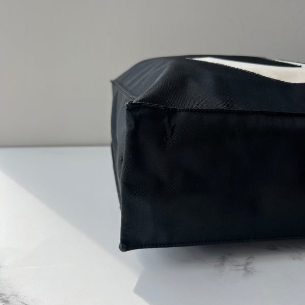 Chanel Vintage Shopper Tote