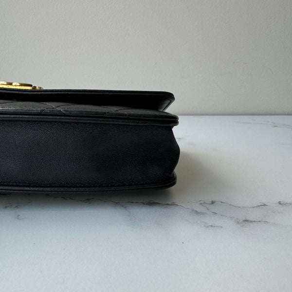 Chanel Le Boy Wallet on Chain