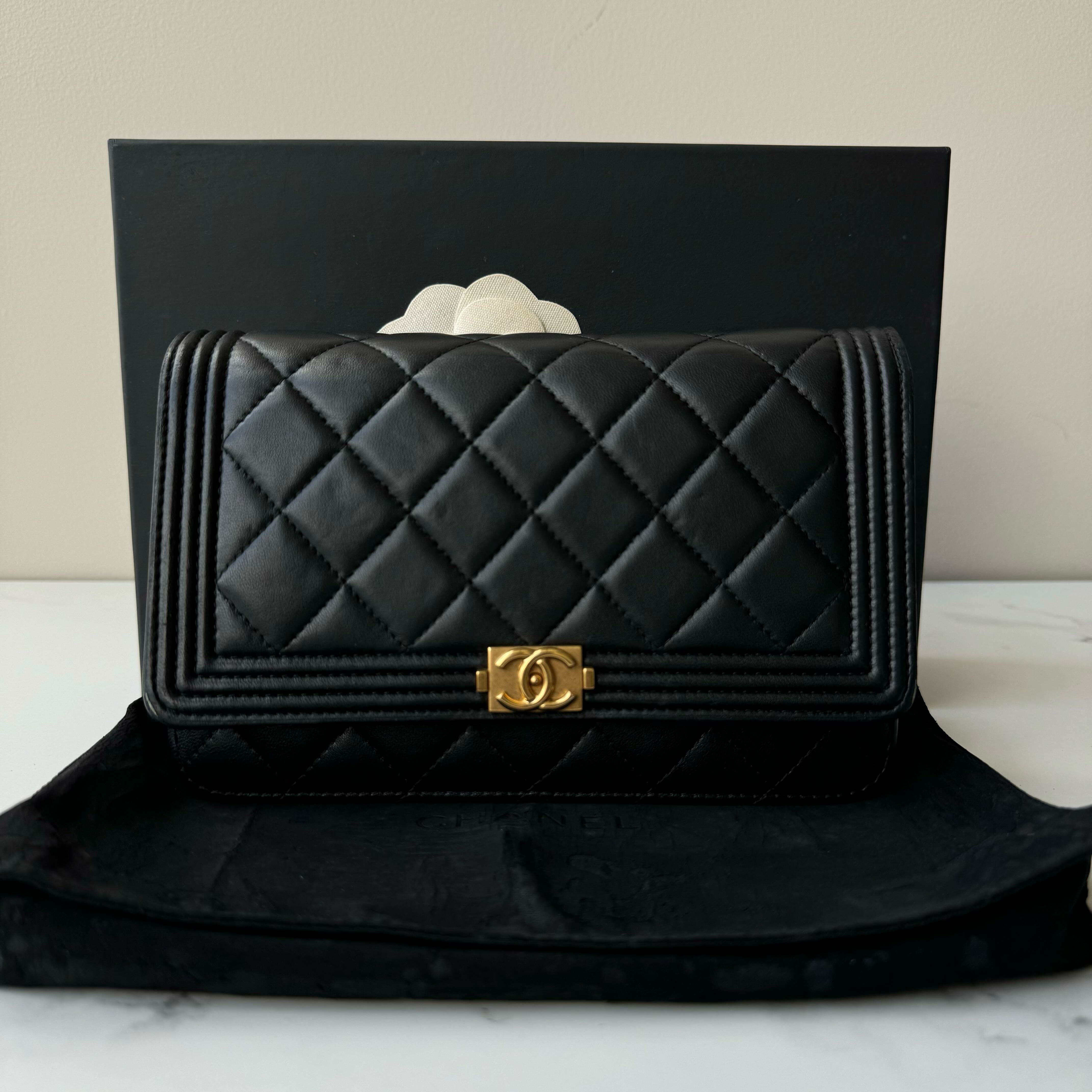 Chanel Le Boy Wallet on Chain