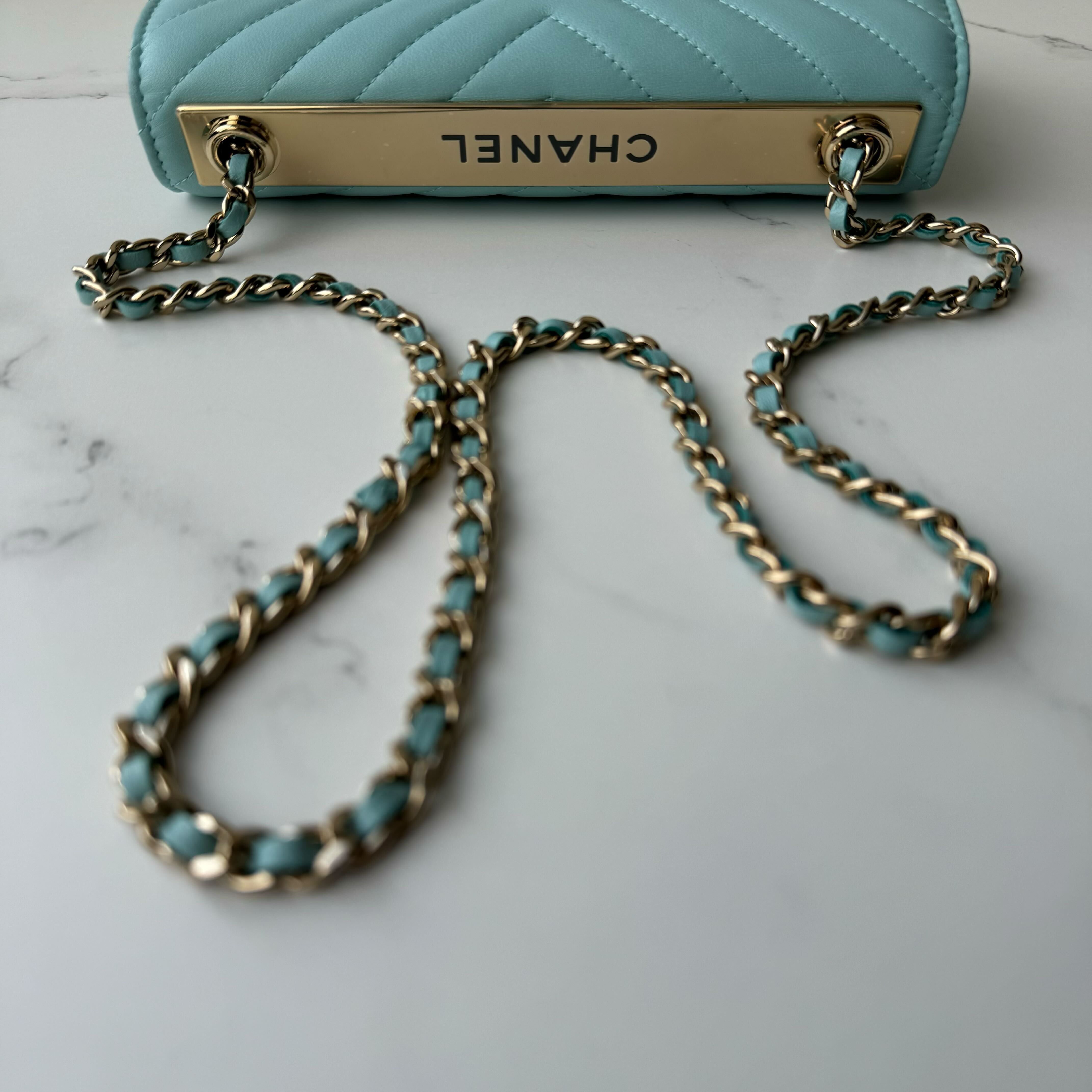 Chanel Wallet on Chain