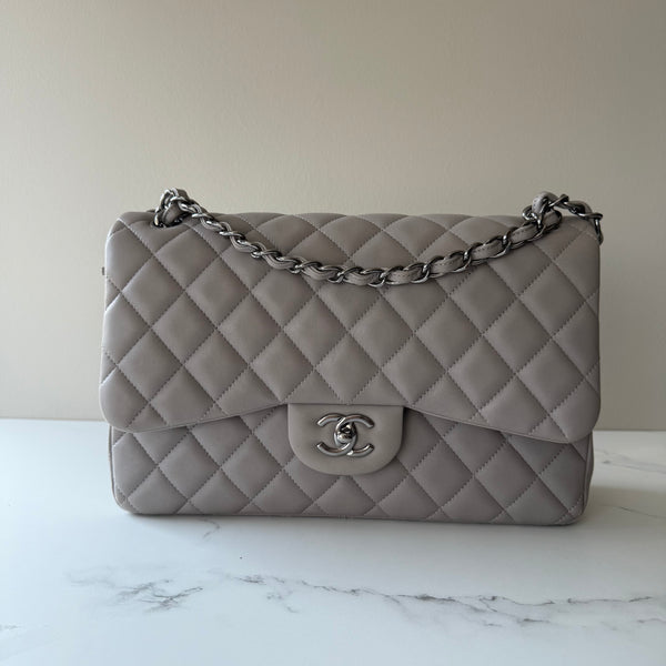 Chanel Jumbo Double Flap