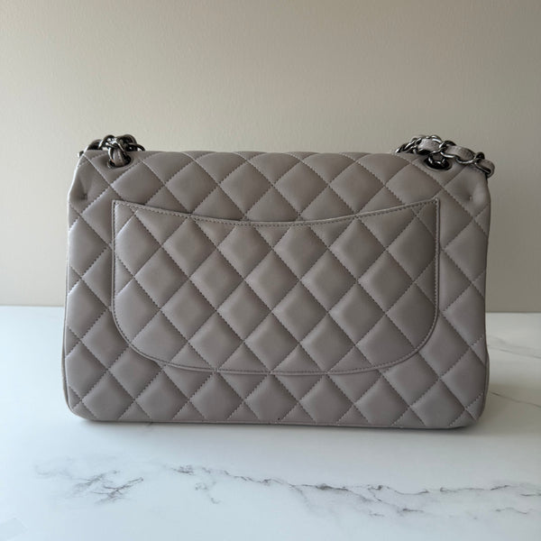 Chanel Jumbo Double Flap