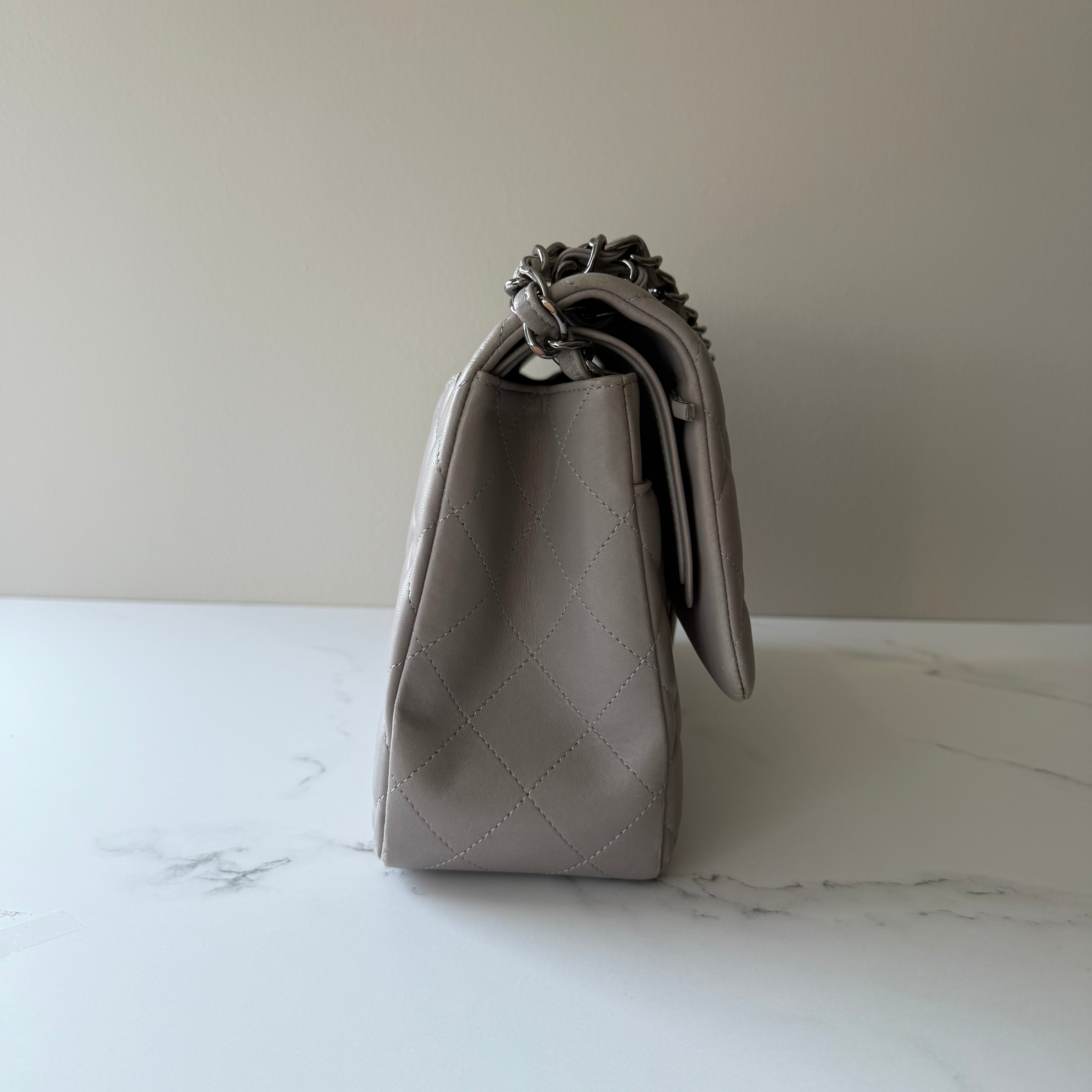 Chanel Jumbo Double Flap