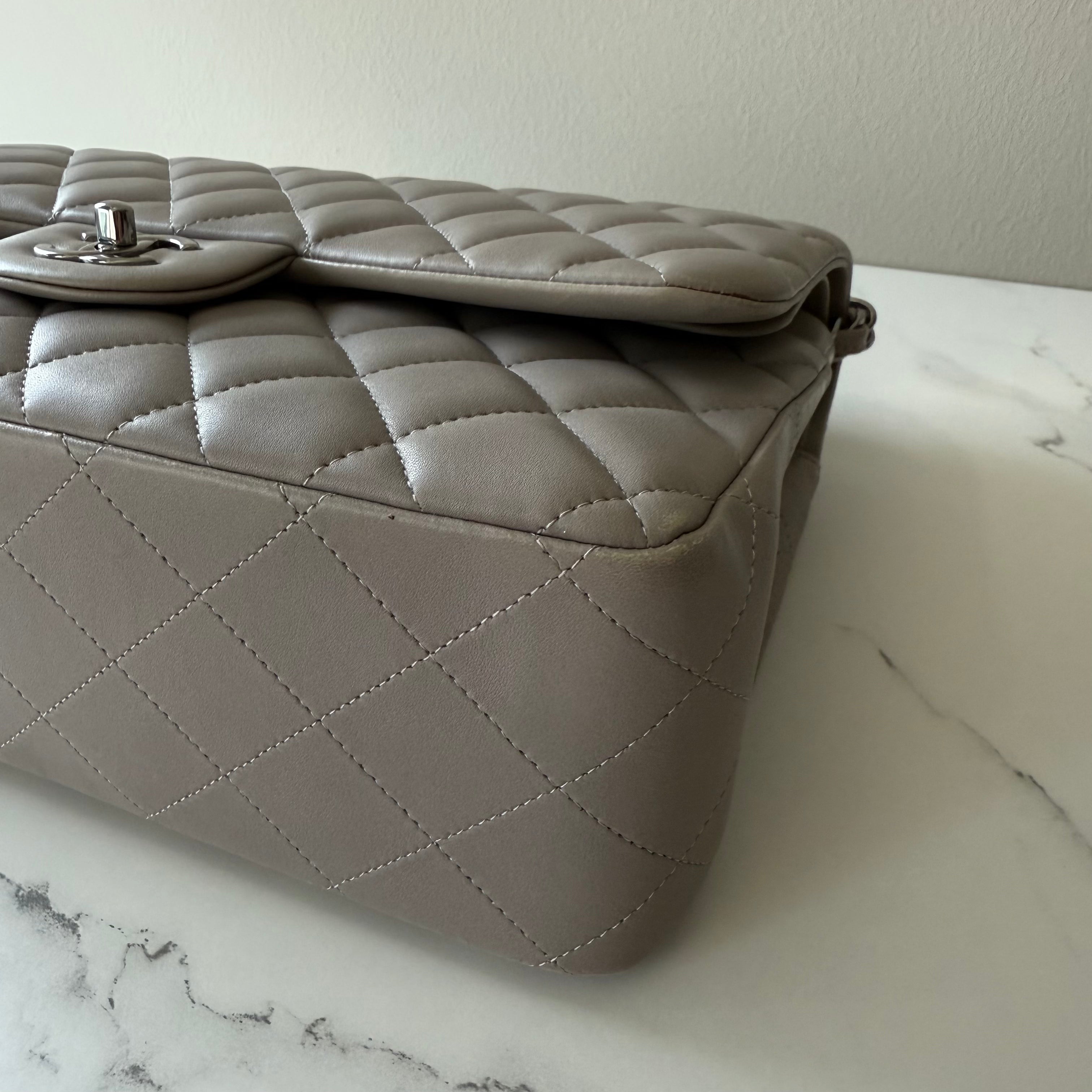 Chanel Jumbo Double Flap