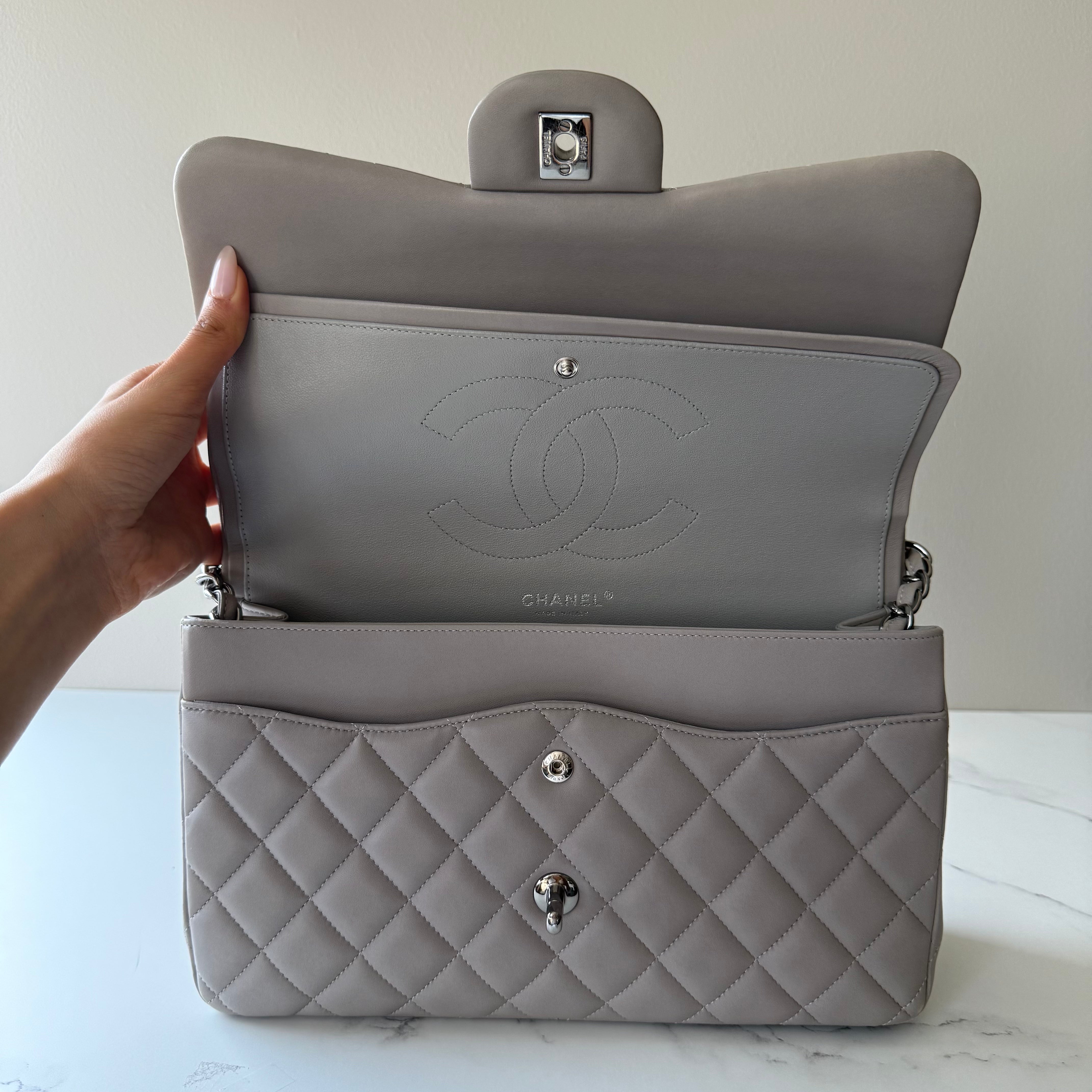 Chanel Jumbo Double Flap