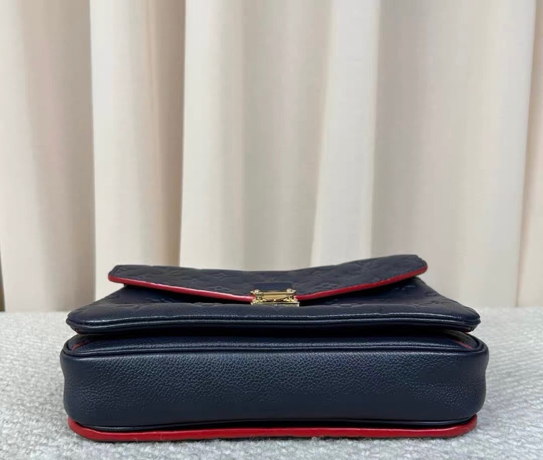 Louis Vuitton Pochette Métis