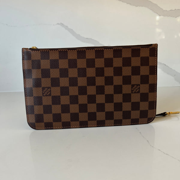 Louis Vuitton Neverfull MM & Pouch