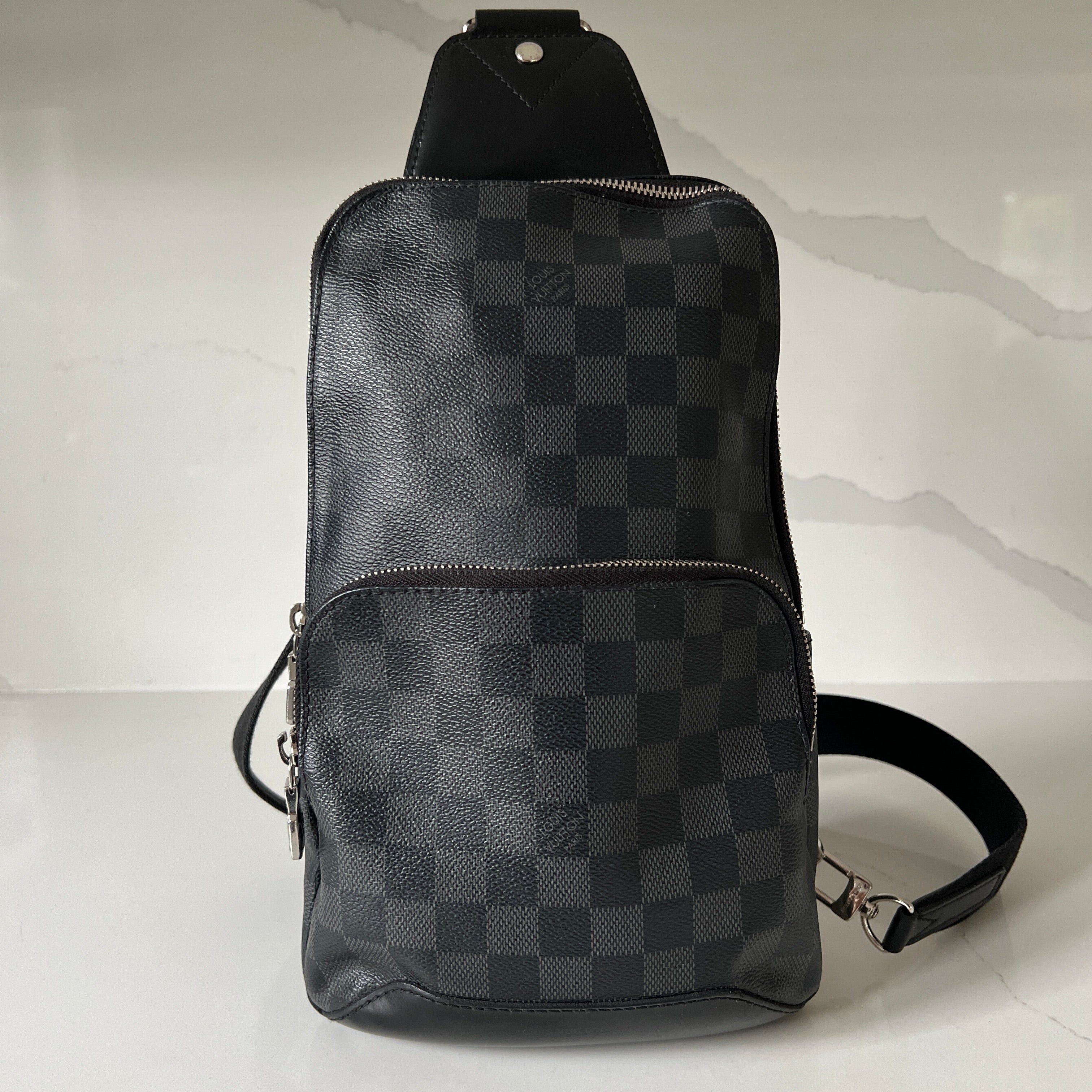 Louis Vuitton Avenue Slingbag