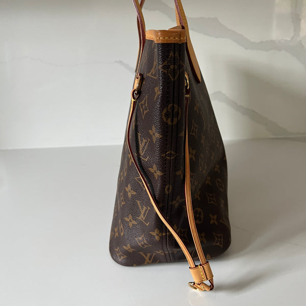 Louis Vuitton Neverfull MM & Pouch