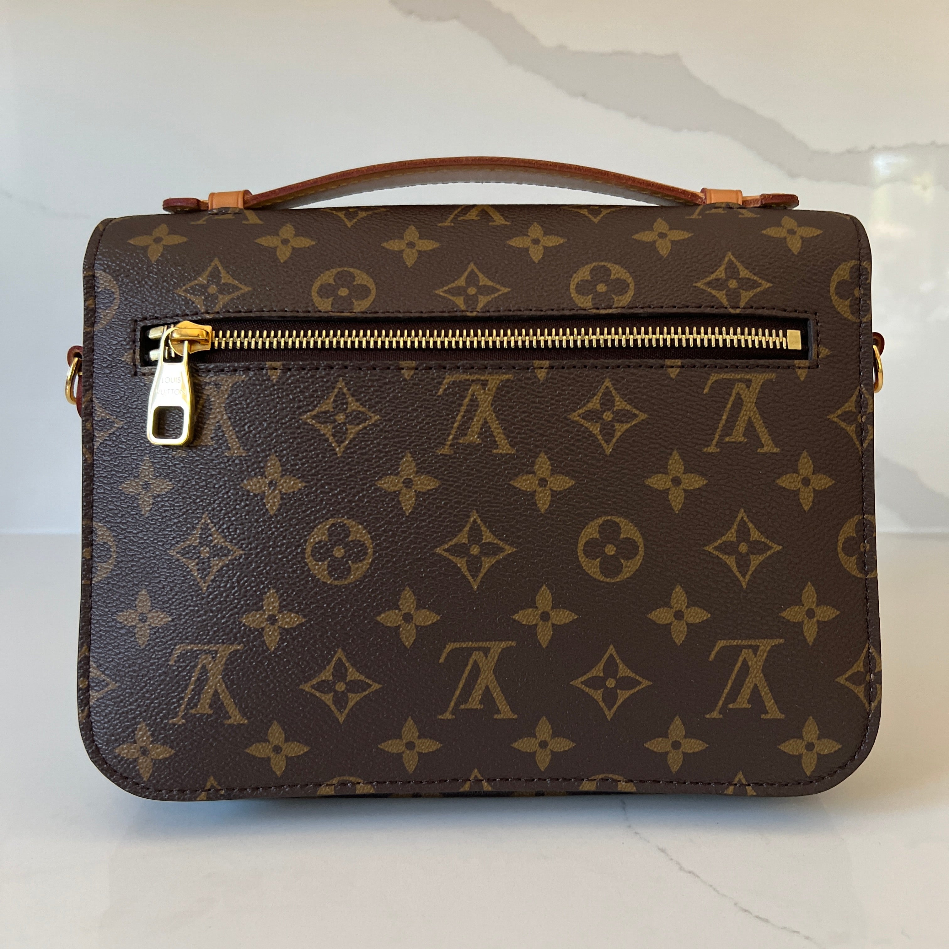 Louis Vuitton Pochette Metis