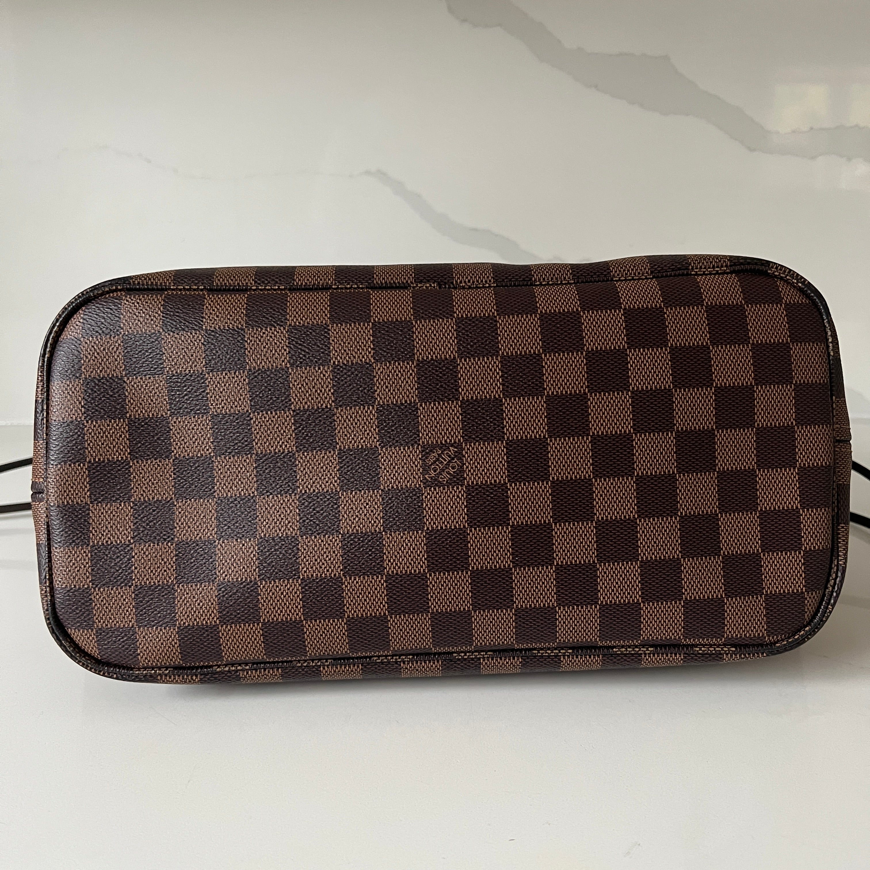 Louis Vuitton Neverfull MM