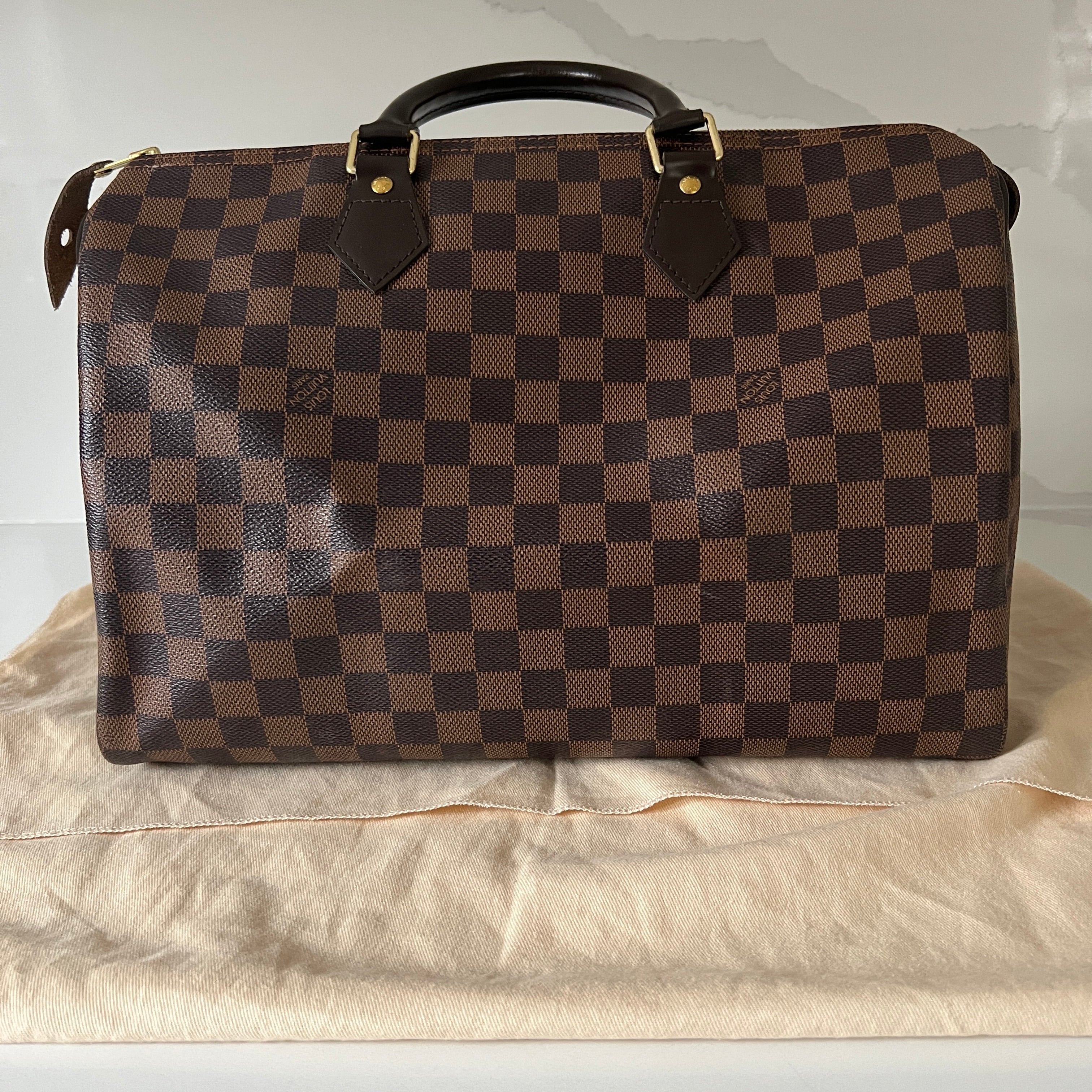 Louis Vuitton Speedy 30