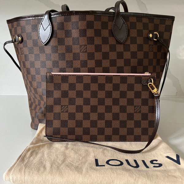 Louis Vuitton Neverfull MM & Pouch