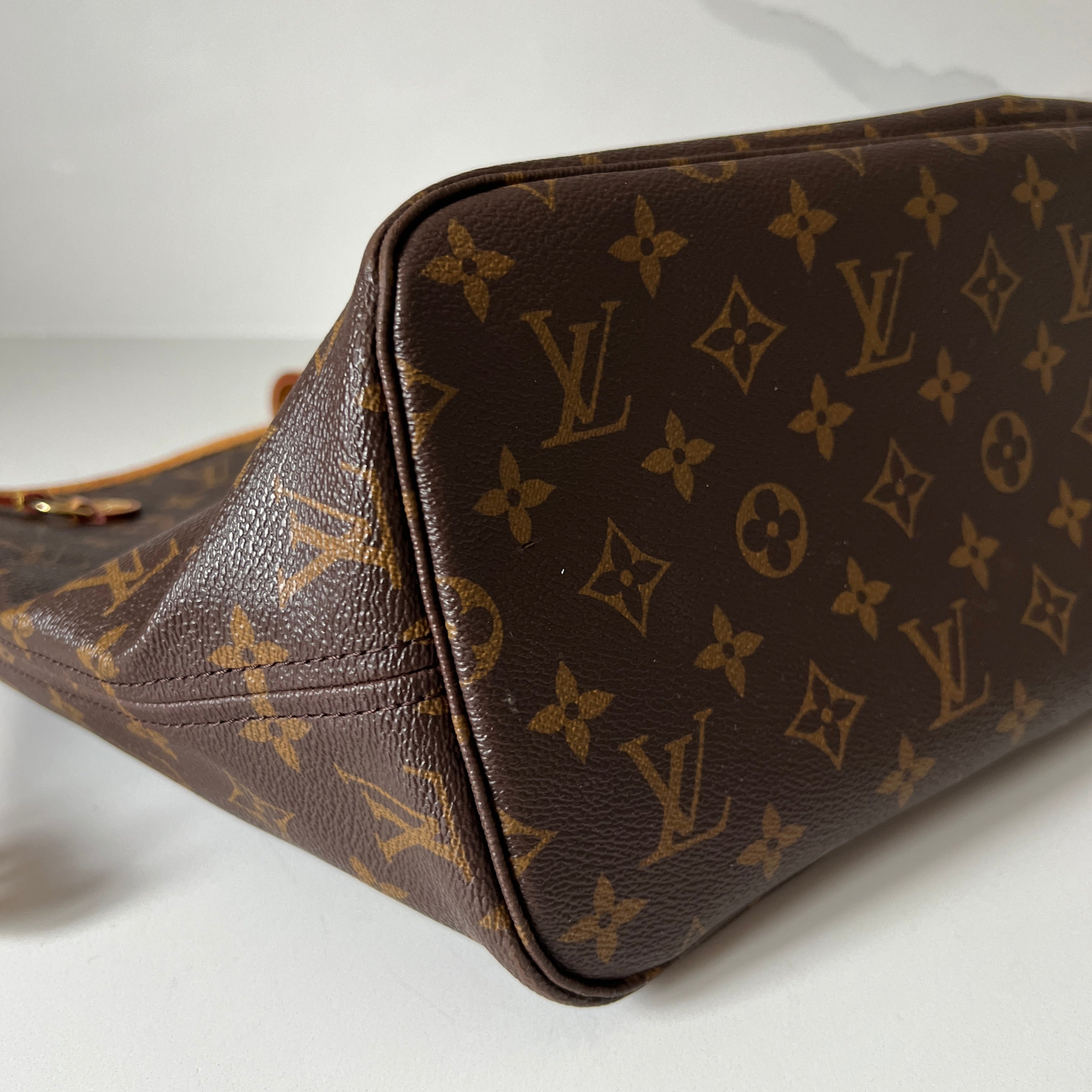 Louis Vuitton Neverfull MM