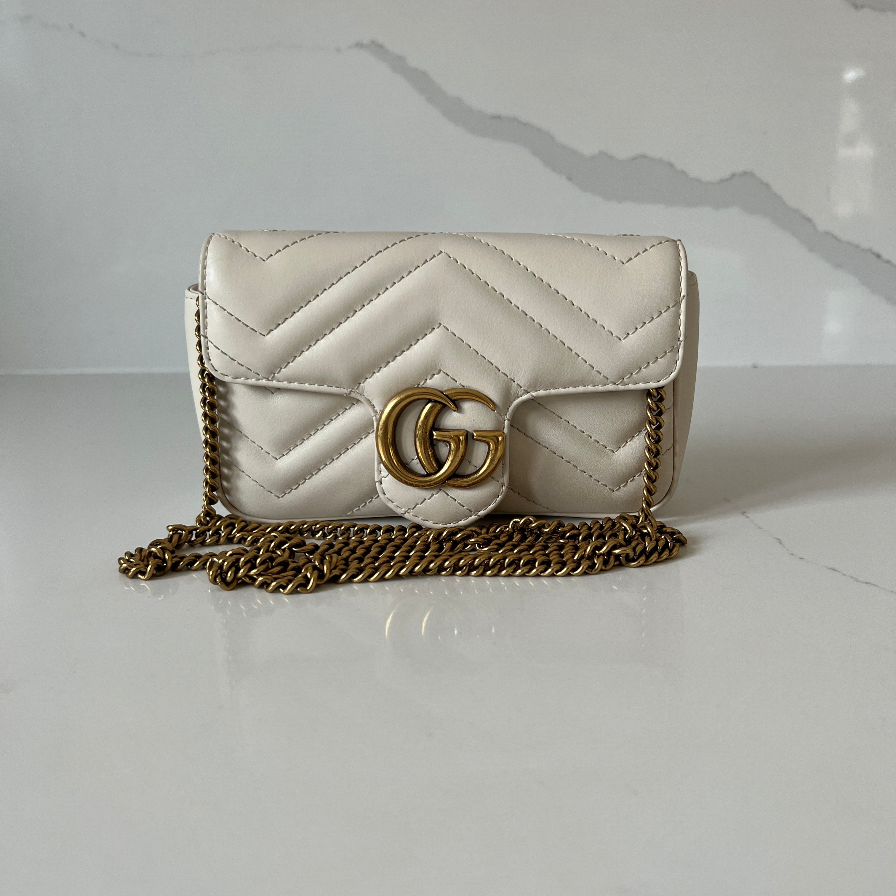 Gucci Super Mini Marmont