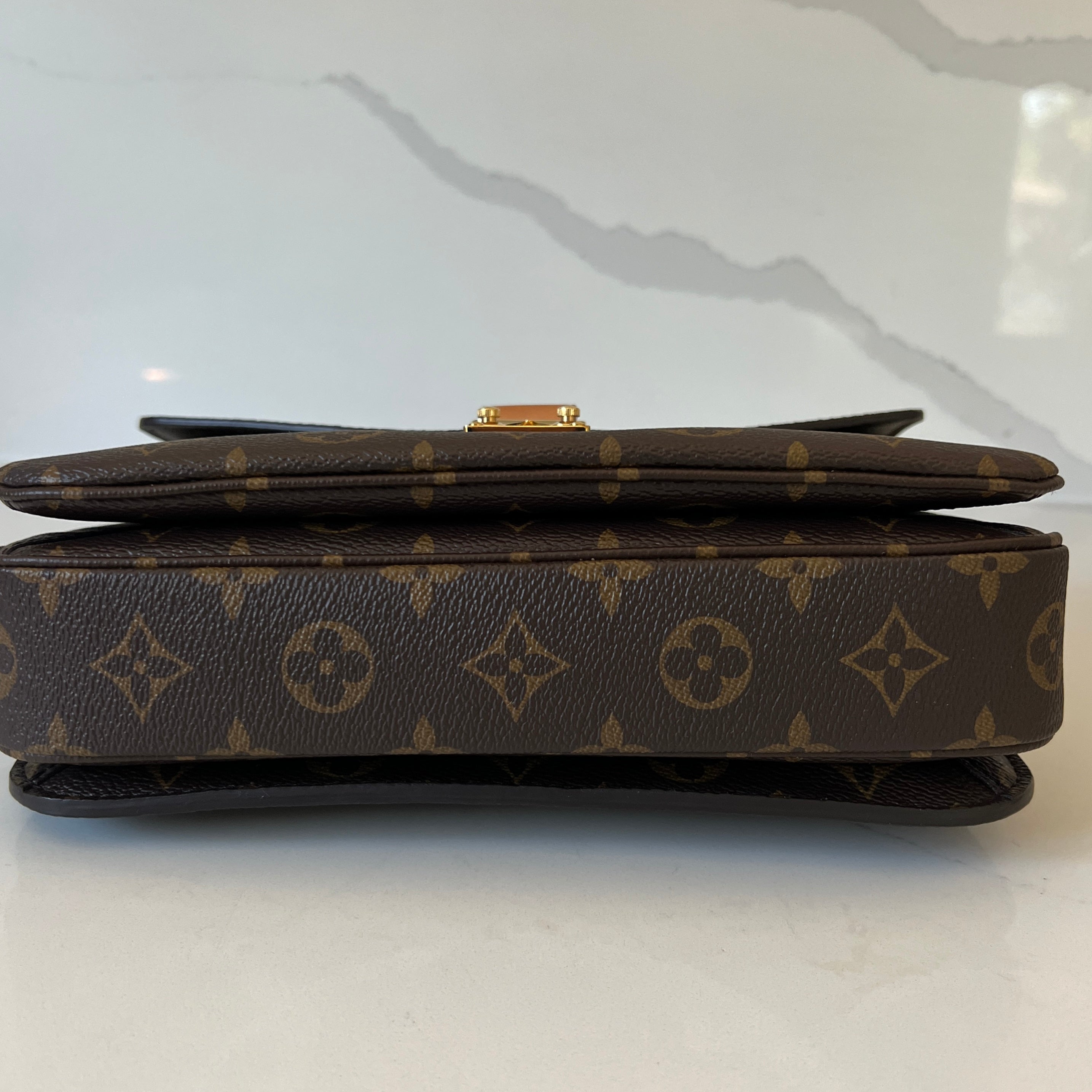 Louis Vuitton Pochette Metis