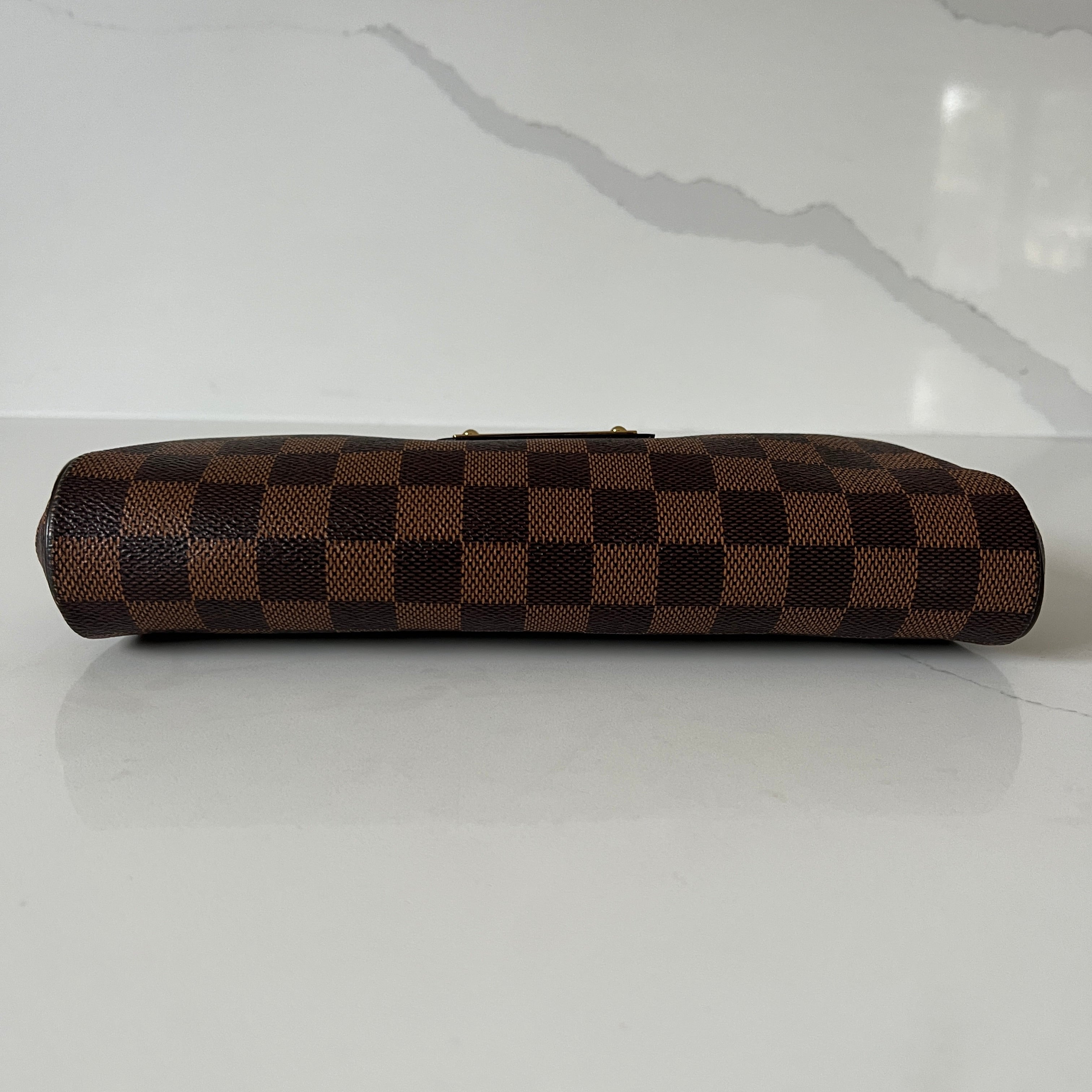 Louis Vuitton Eva Clutch