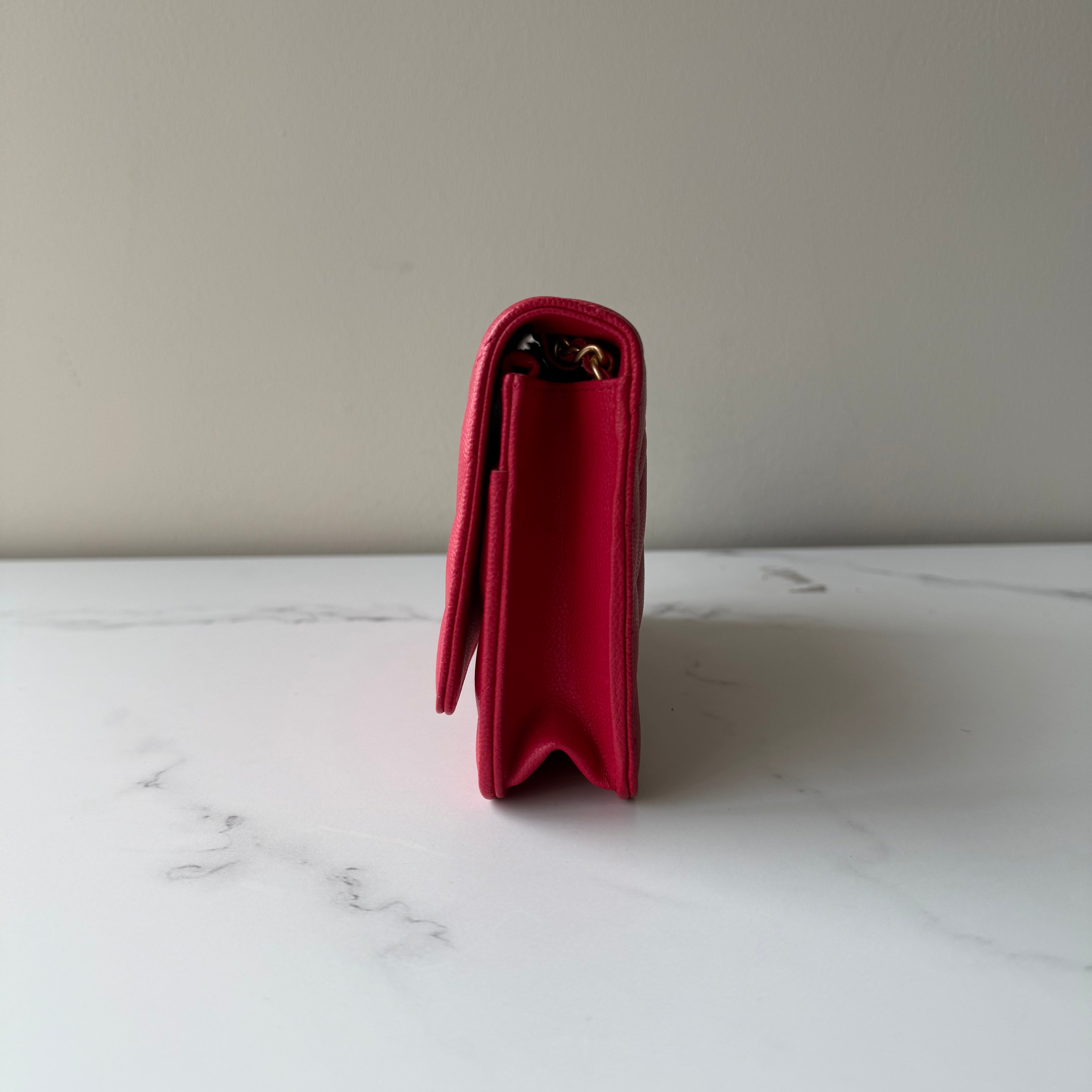 Chanel Wallet on Chain