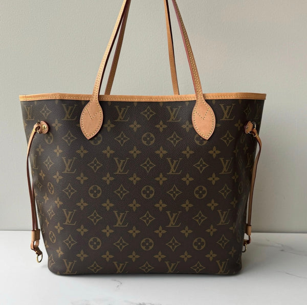 Louis Vuitton Neverfull MM & Pouch