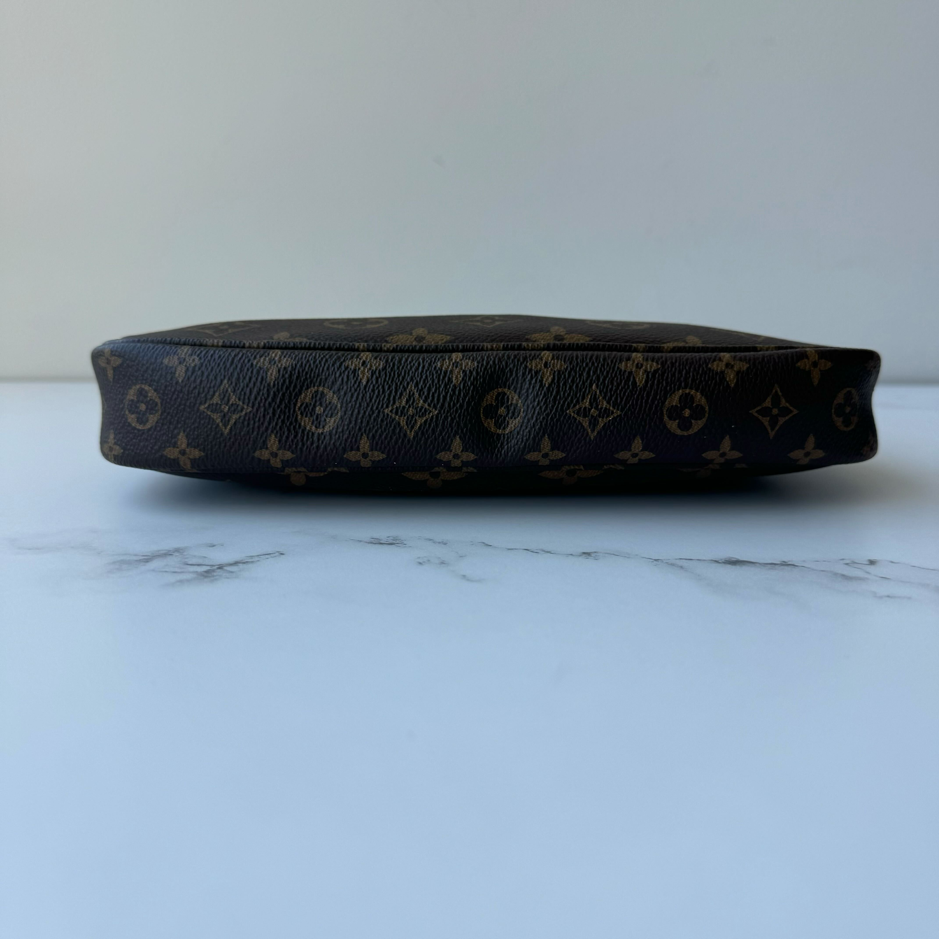 Louis Vuitton Multi Pochette Accessories