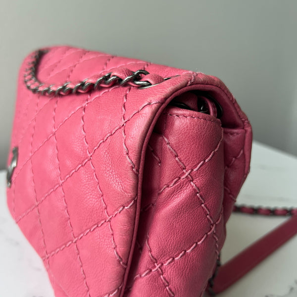 Chanel Natural Beauty Split Pocket