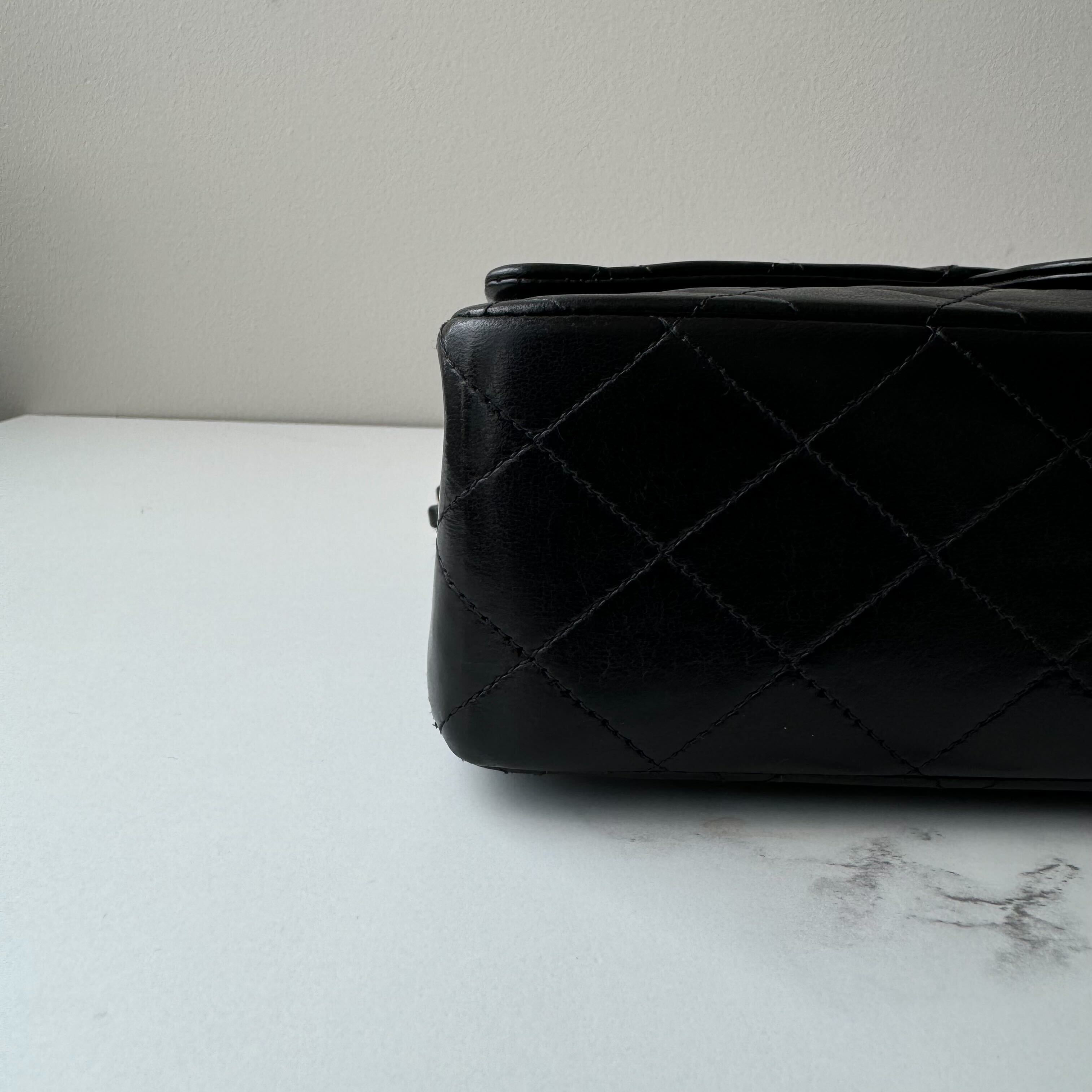 Chanel Medium Vintage Double Flap