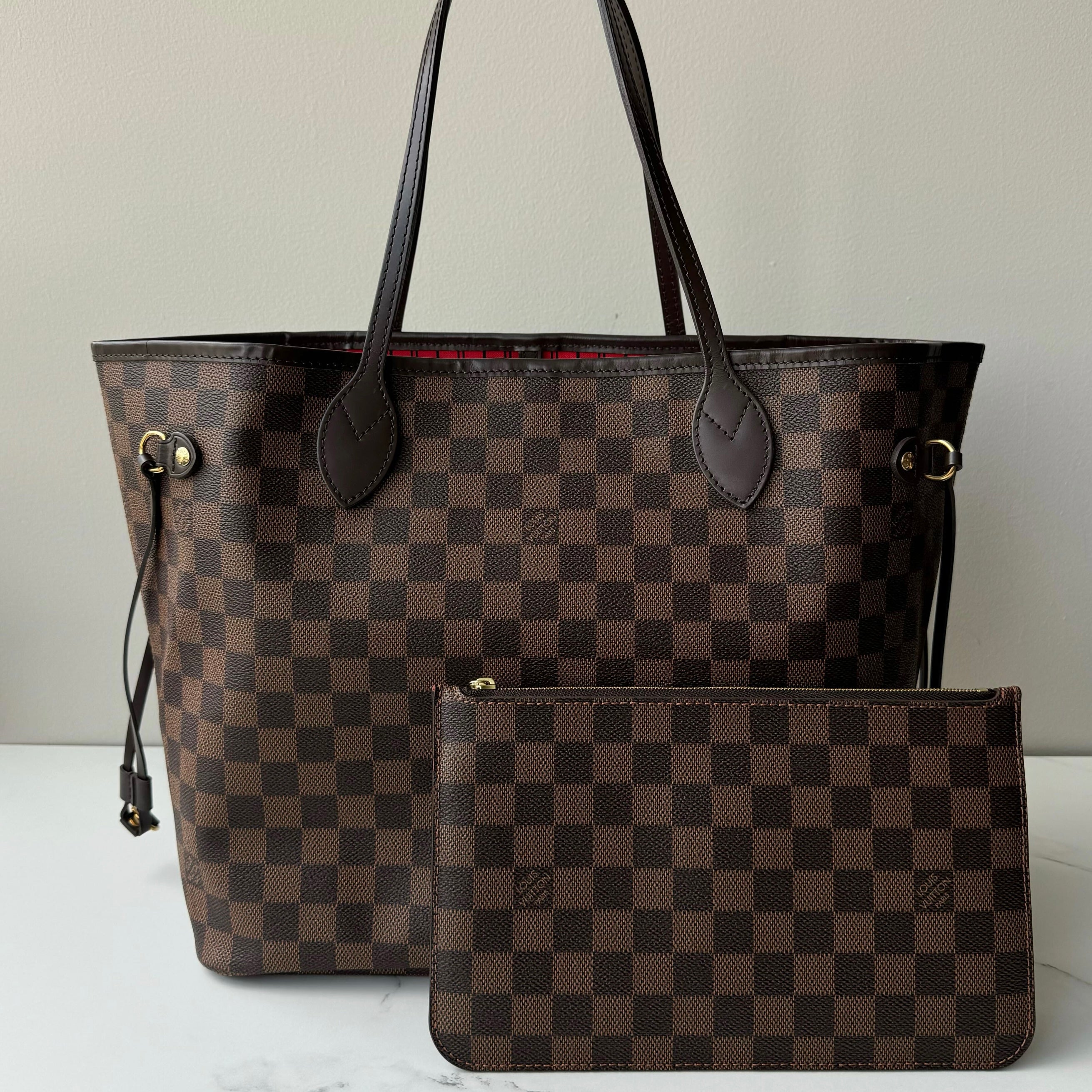 Louis Vuitton Neverfull MM & Pouch