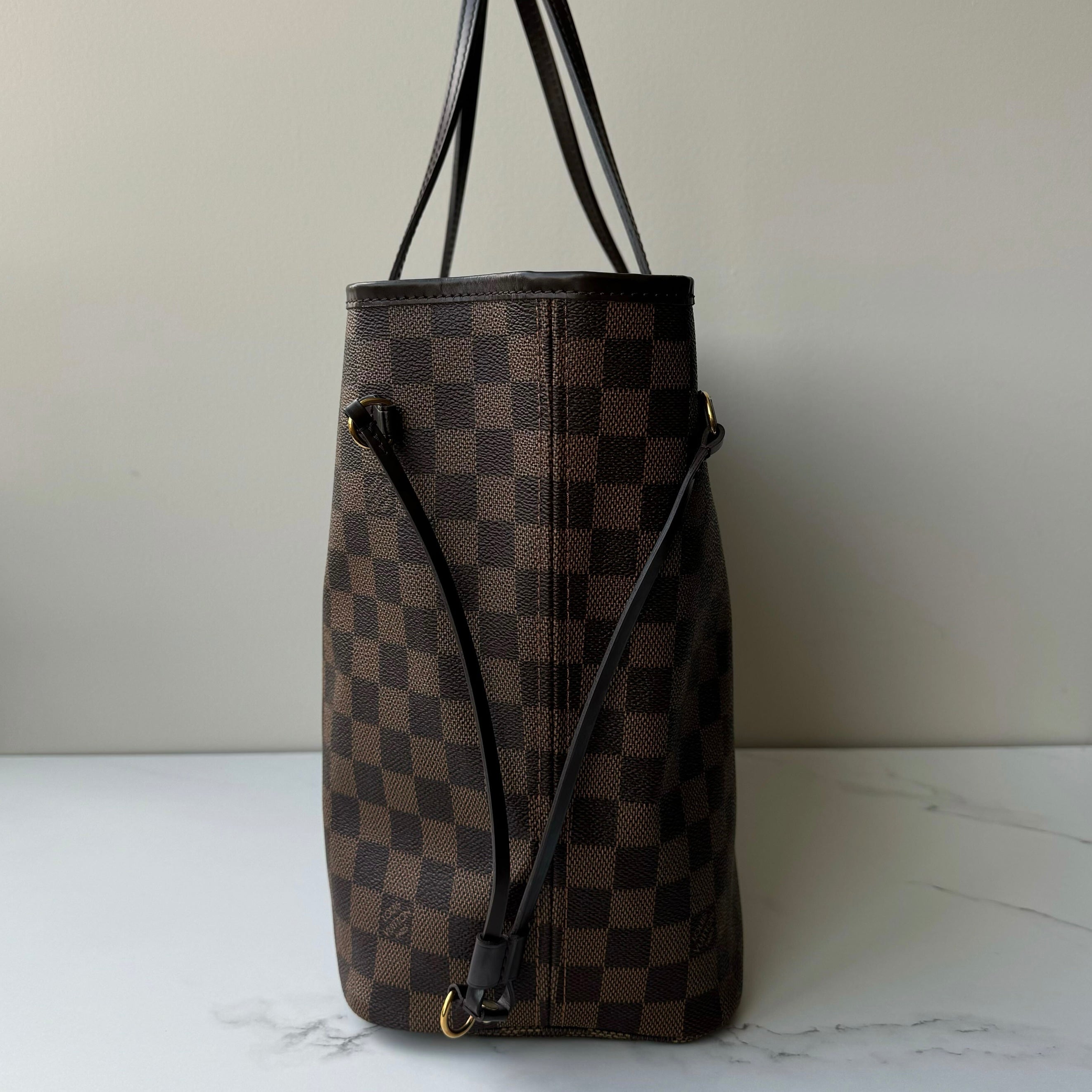 Louis Vuitton Neverfull MM & Pouch