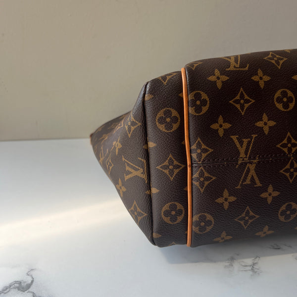 Louis Vuitton Totally
