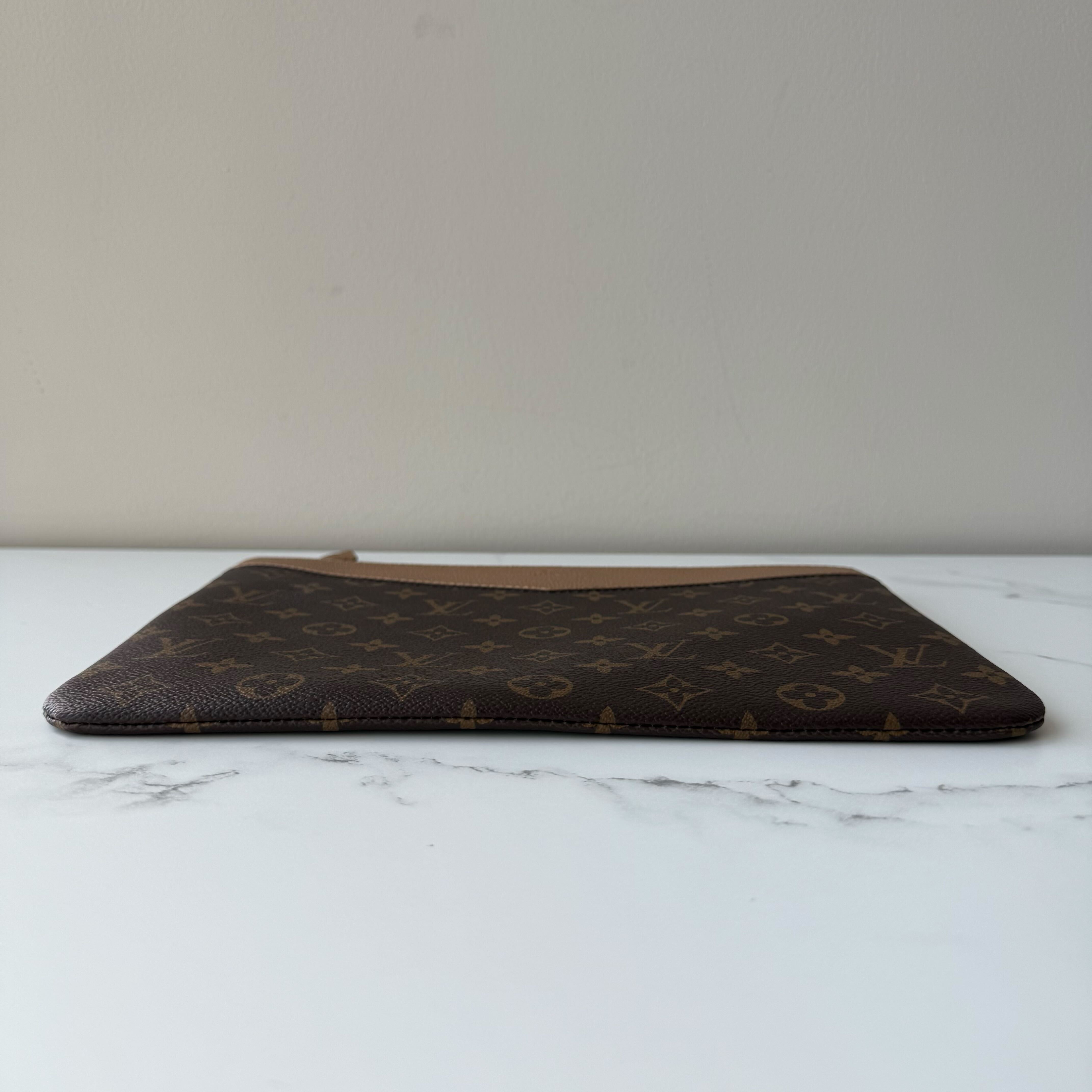 Louis Vuitton Daily Pouch