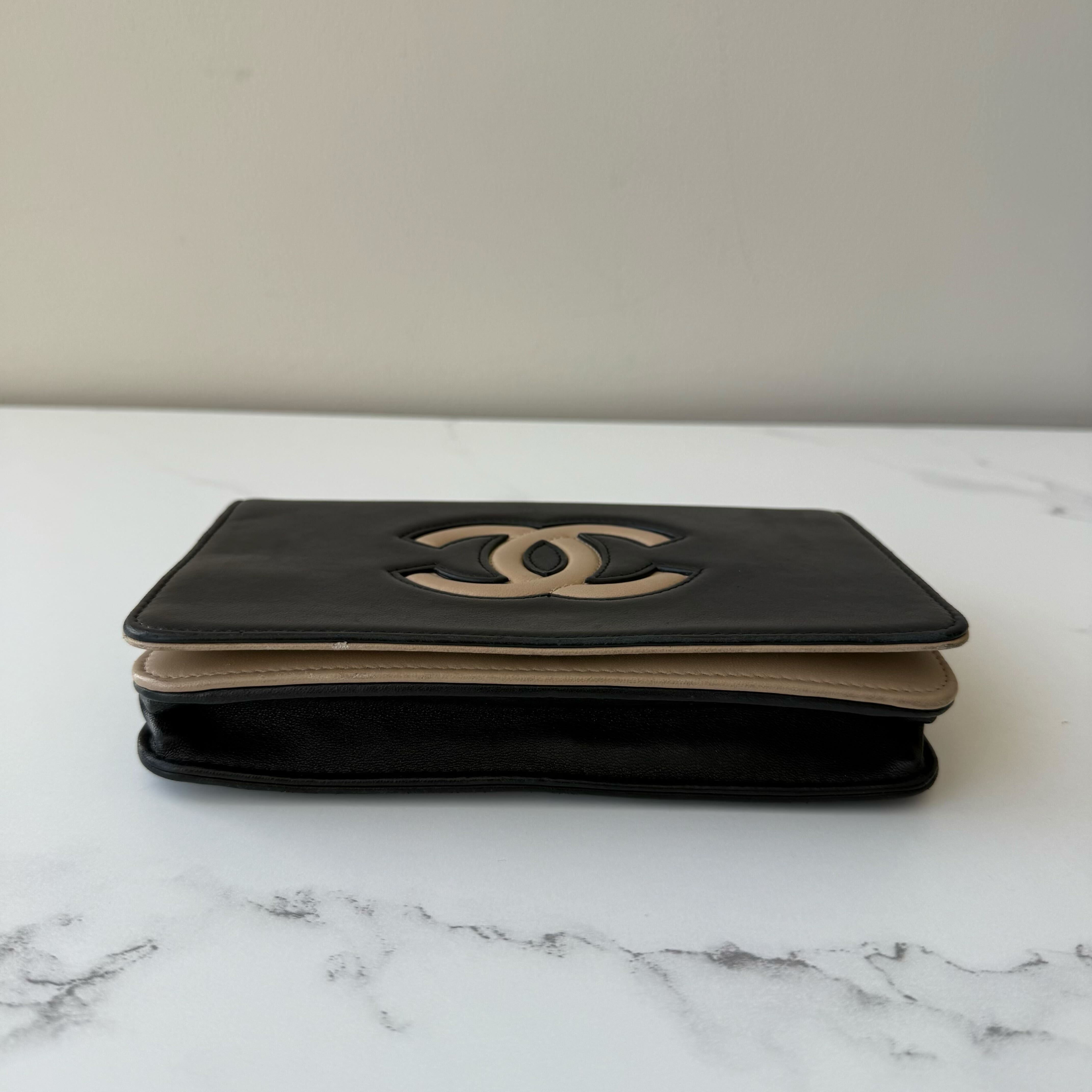 Chanel CC Wallet on Chain