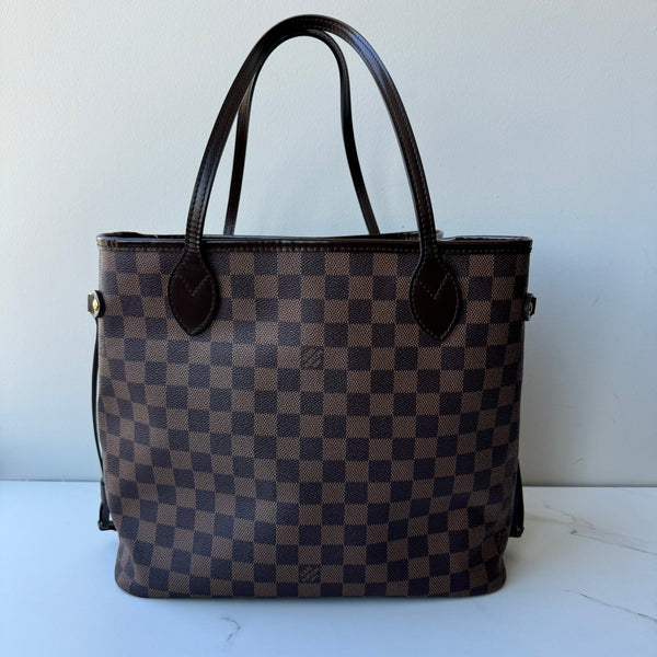 Louis Vuitton Neverfull MM & Pouch