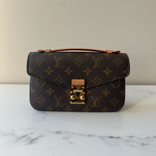 Louis Vuitton Pochette Metis East West