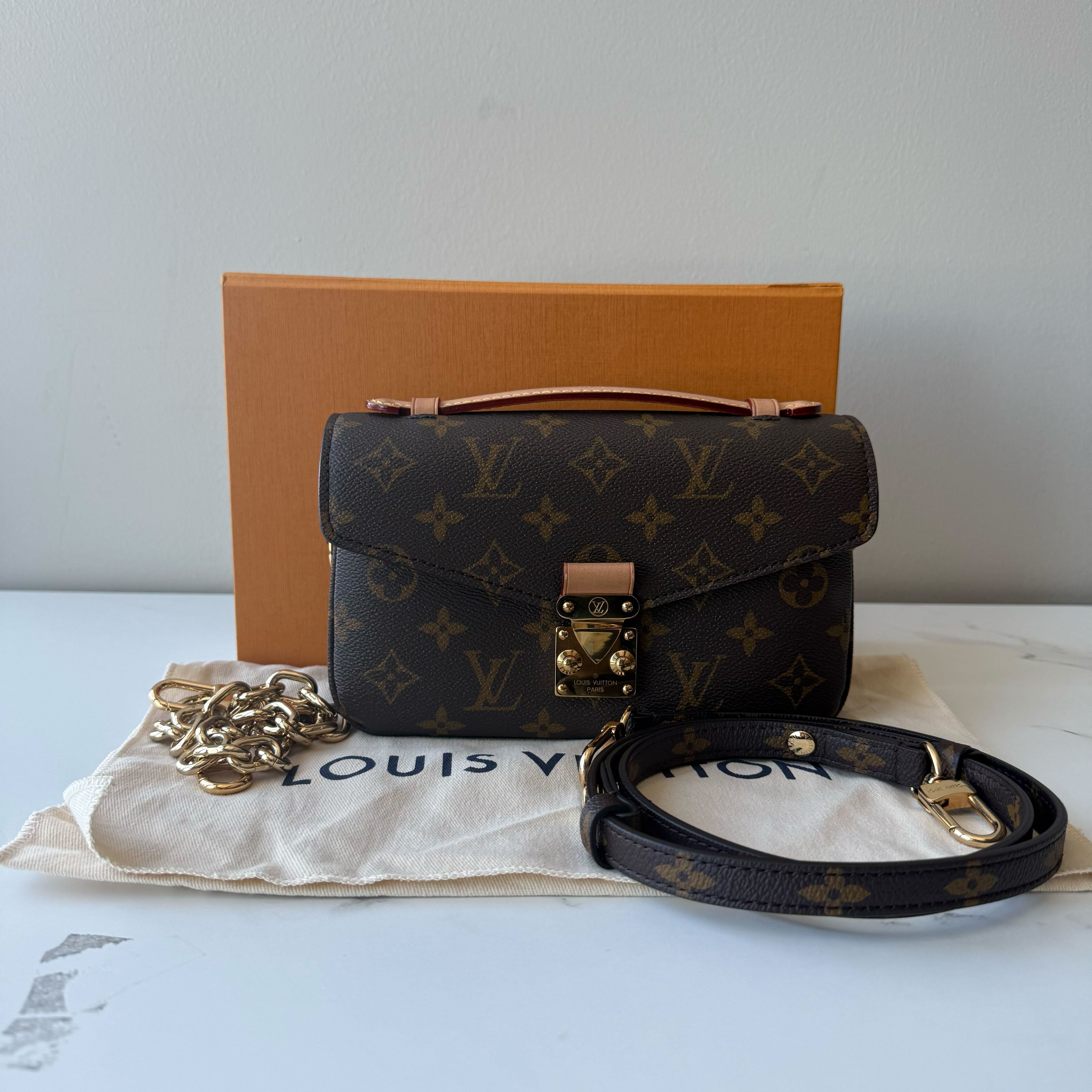 Louis Vuitton Pochette Metis East West