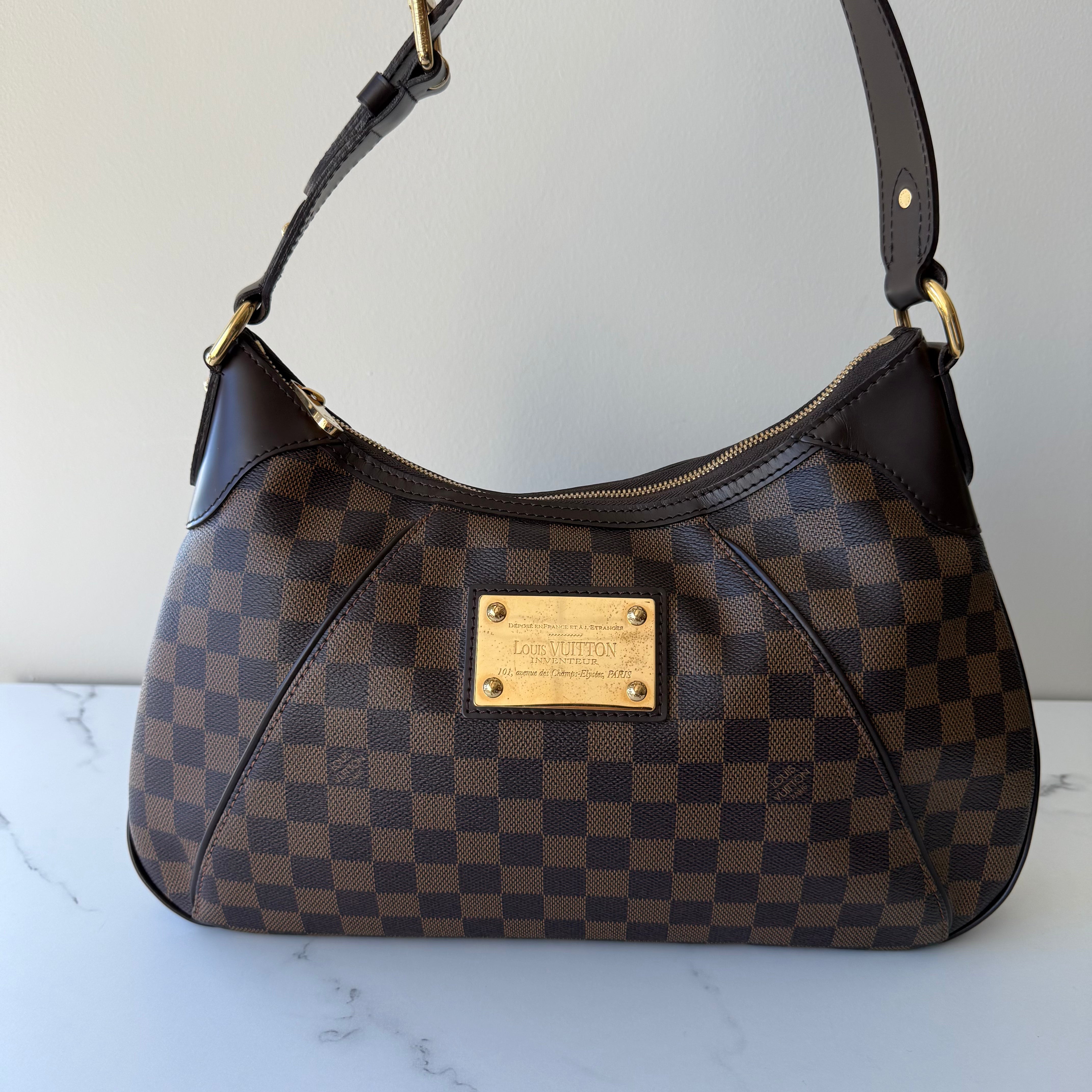 Louis Vuitton Thames PM