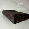 Louis Vuitton Toiletry 26