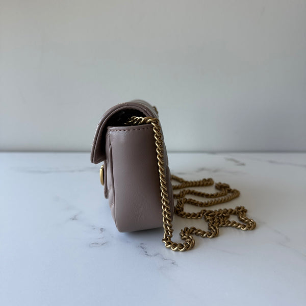 Gucci Super Mini Marmont