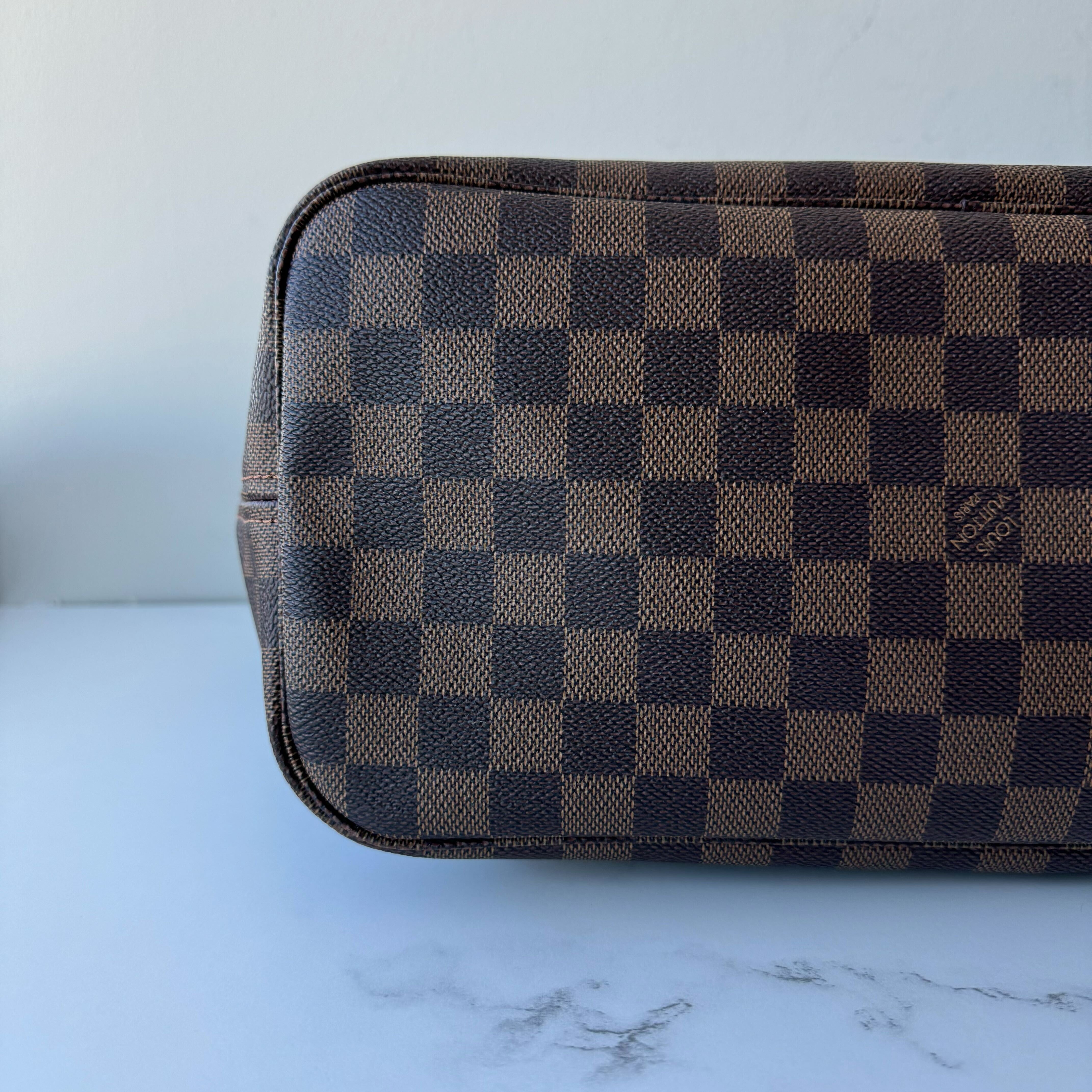 Louis Vuitton Neverfull MM