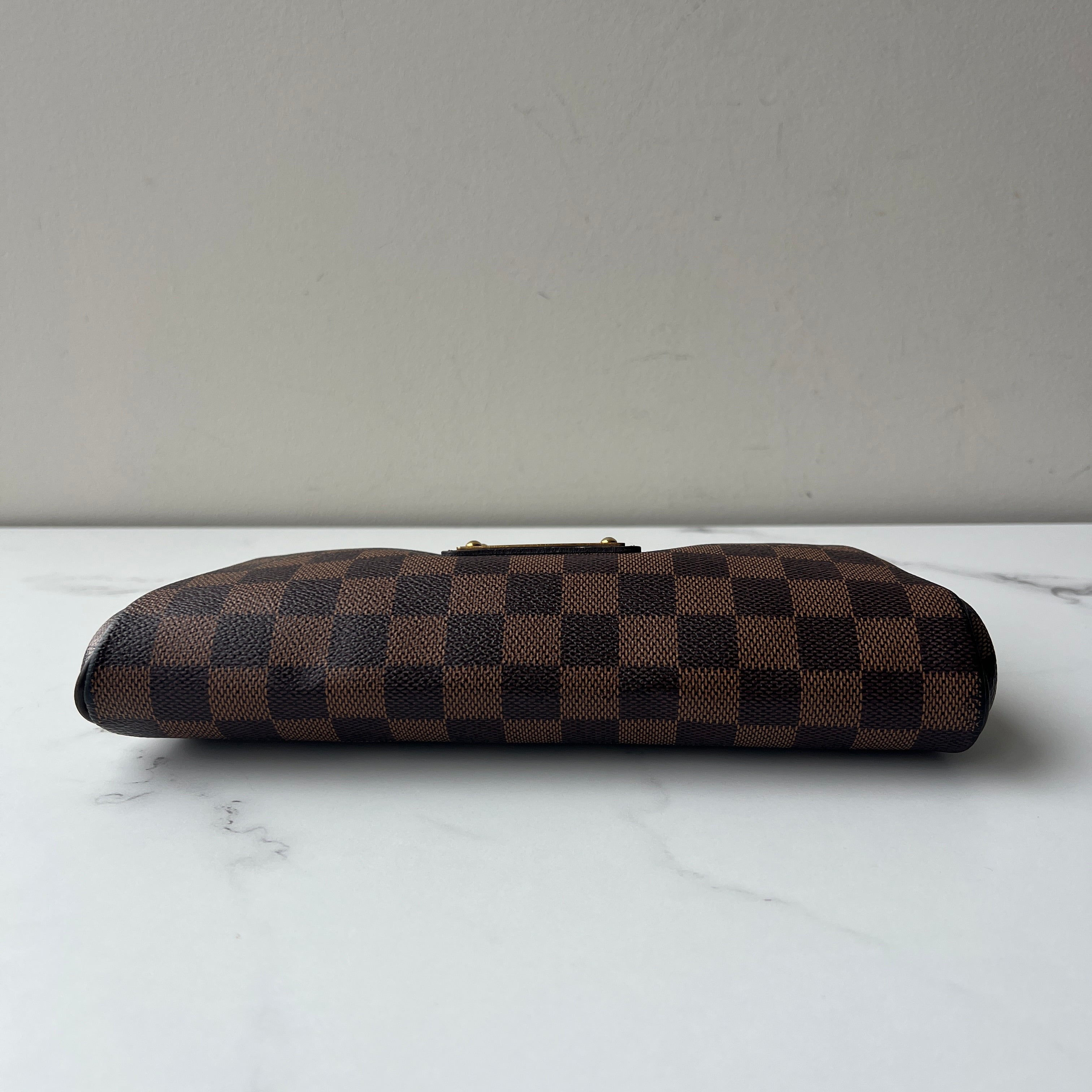 Louis Vuitton Eva Clutch