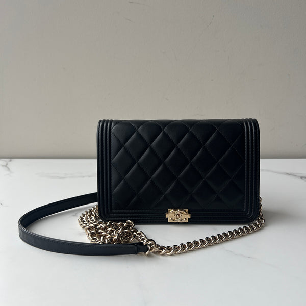 Chanel Wallet on Chain