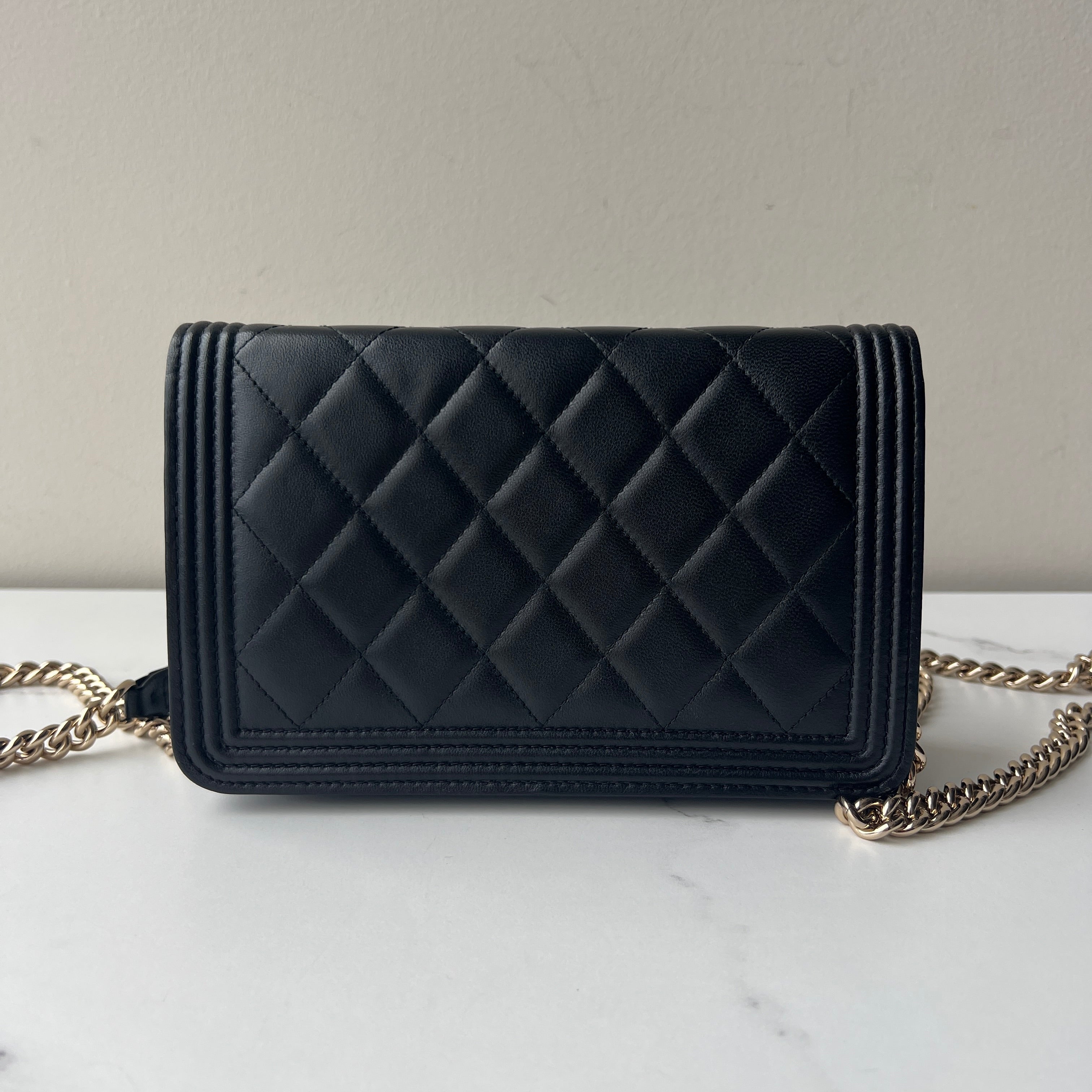 Chanel Wallet on Chain
