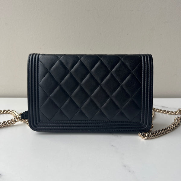 Chanel Wallet on Chain
