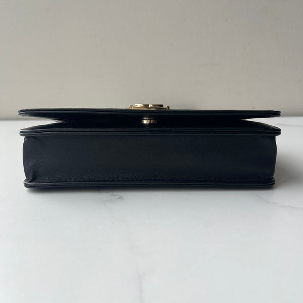 Chanel Wallet on Chain