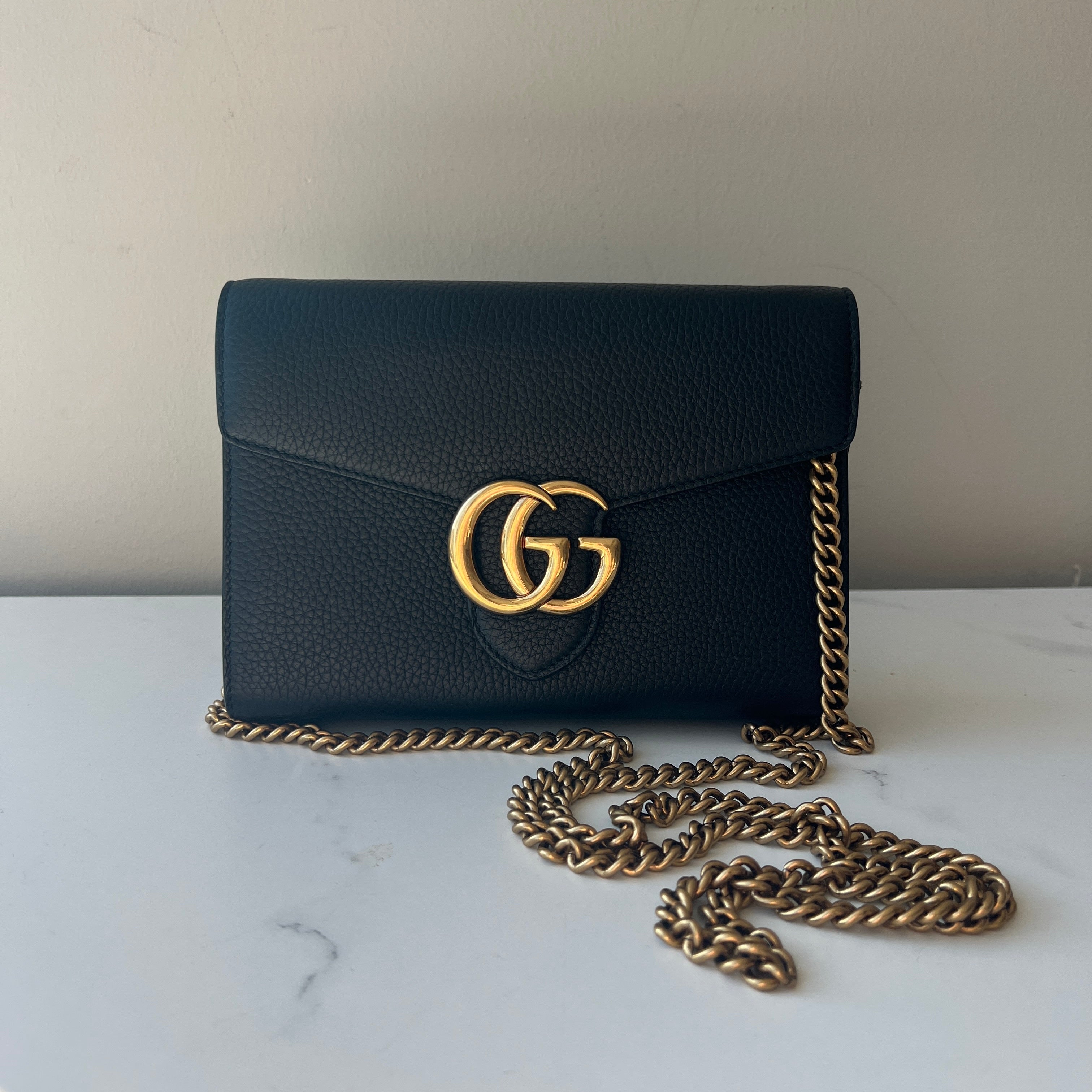 Gucci Wallet on Chain