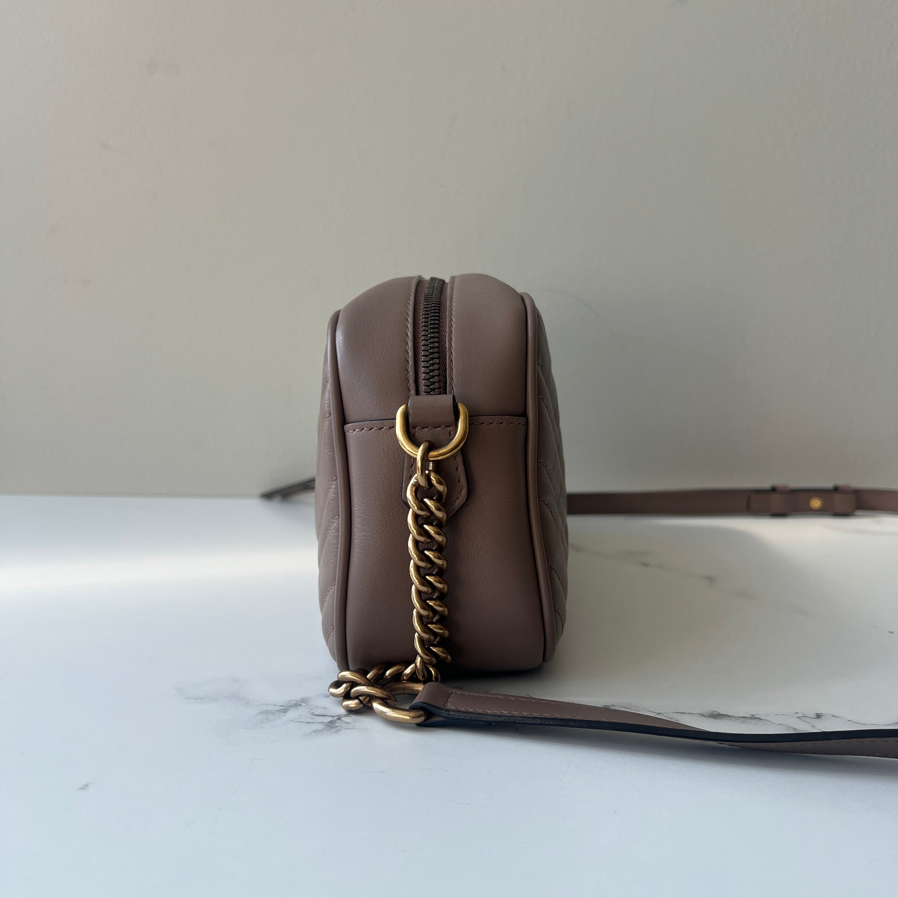 Gucci GG Marmont Matelasse Camera Bag