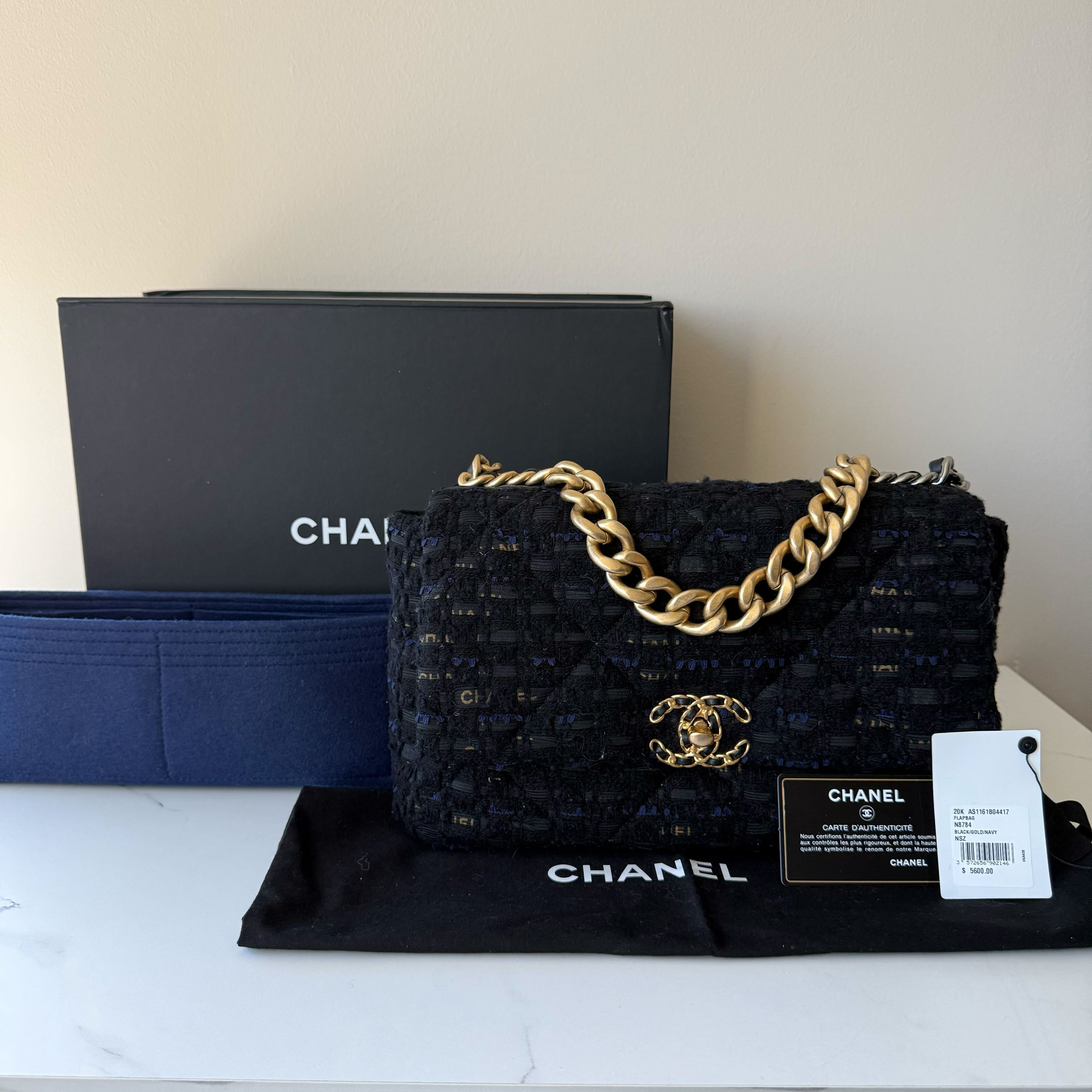 Chanel 19