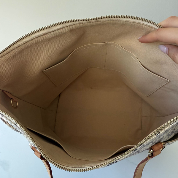 Louis Vuitton Totally MM
