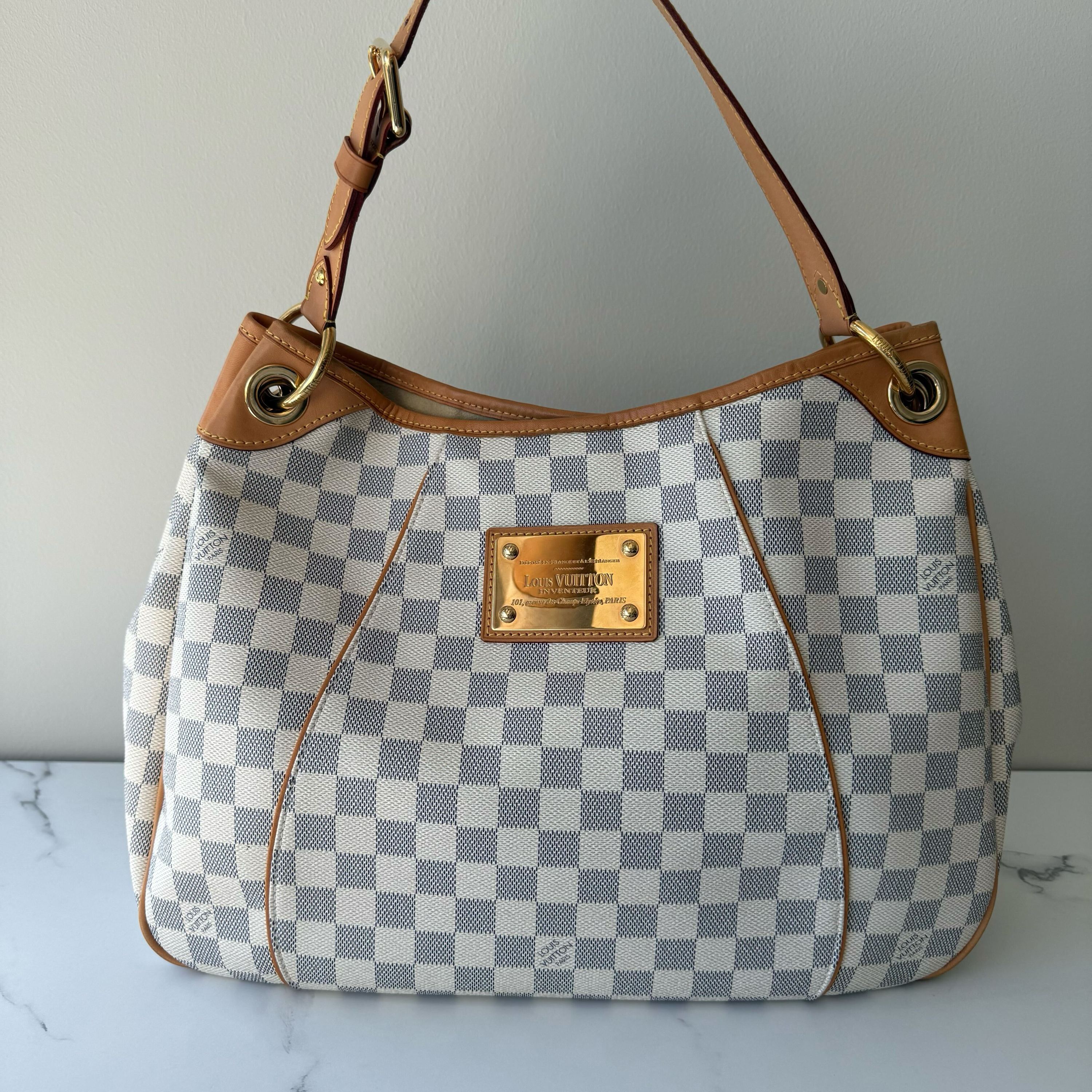 Louis Vuitton Thames GM